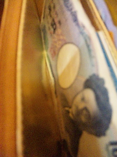 ���A����